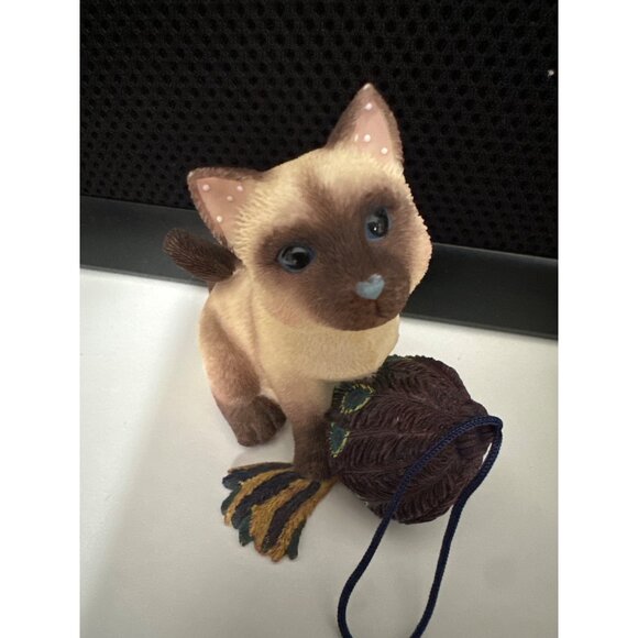Set Of 5 Cute Cat Figurines With Yarn Ball Home Sweet Home And More - Picture 9 of 14
